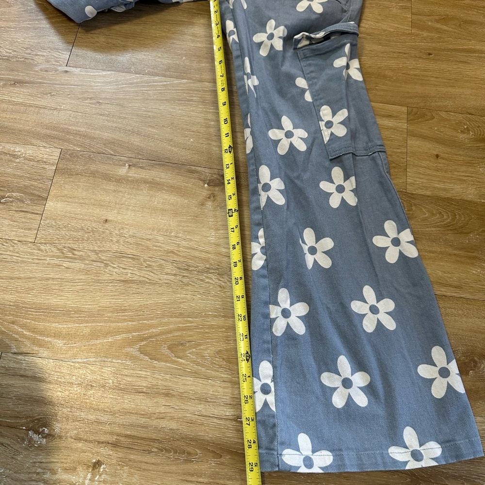 Altar'd State Women's Floral Print Cargo Pants, Casual Trendy WIDE LEG Small S - Picture 4 of 10